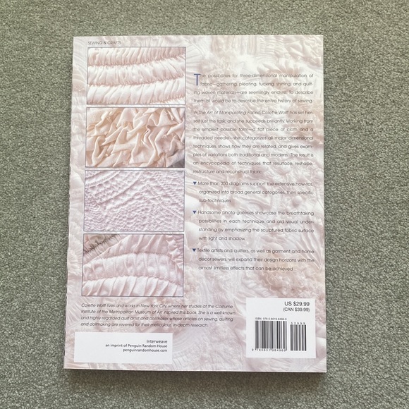 The Art of Manipulating Fabric Book - Picture 2 of 2